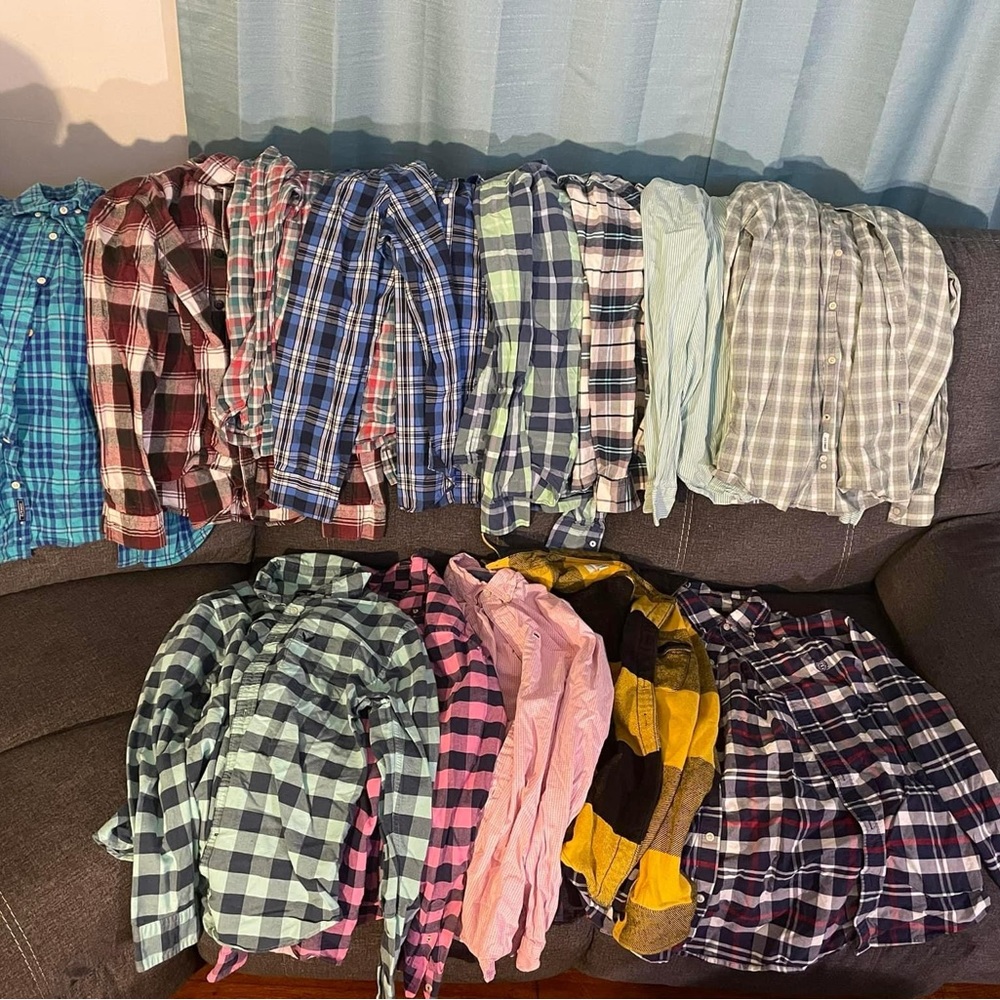 Men’s size medium button down long sleeve shirts